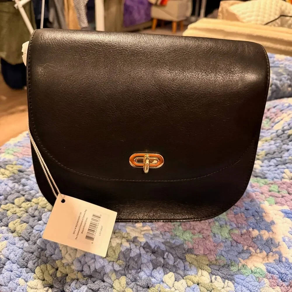 Lo & Sons Claremont Camera Bag — Black Full-Grain Leather Crossbody